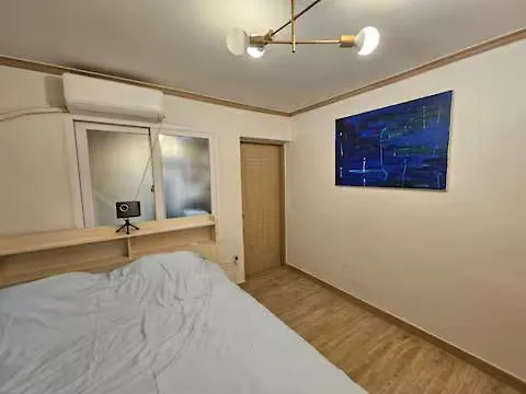 Maroom2
